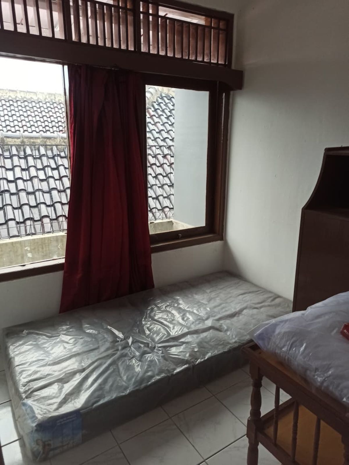 JUAL CEPAT, RUMAH KOS 2 LANTAI, 8 KAMAR, LT 206 M2, BATU AMPAR, KRAMAT JATI, JAKARTA TIMUR - Foto 13