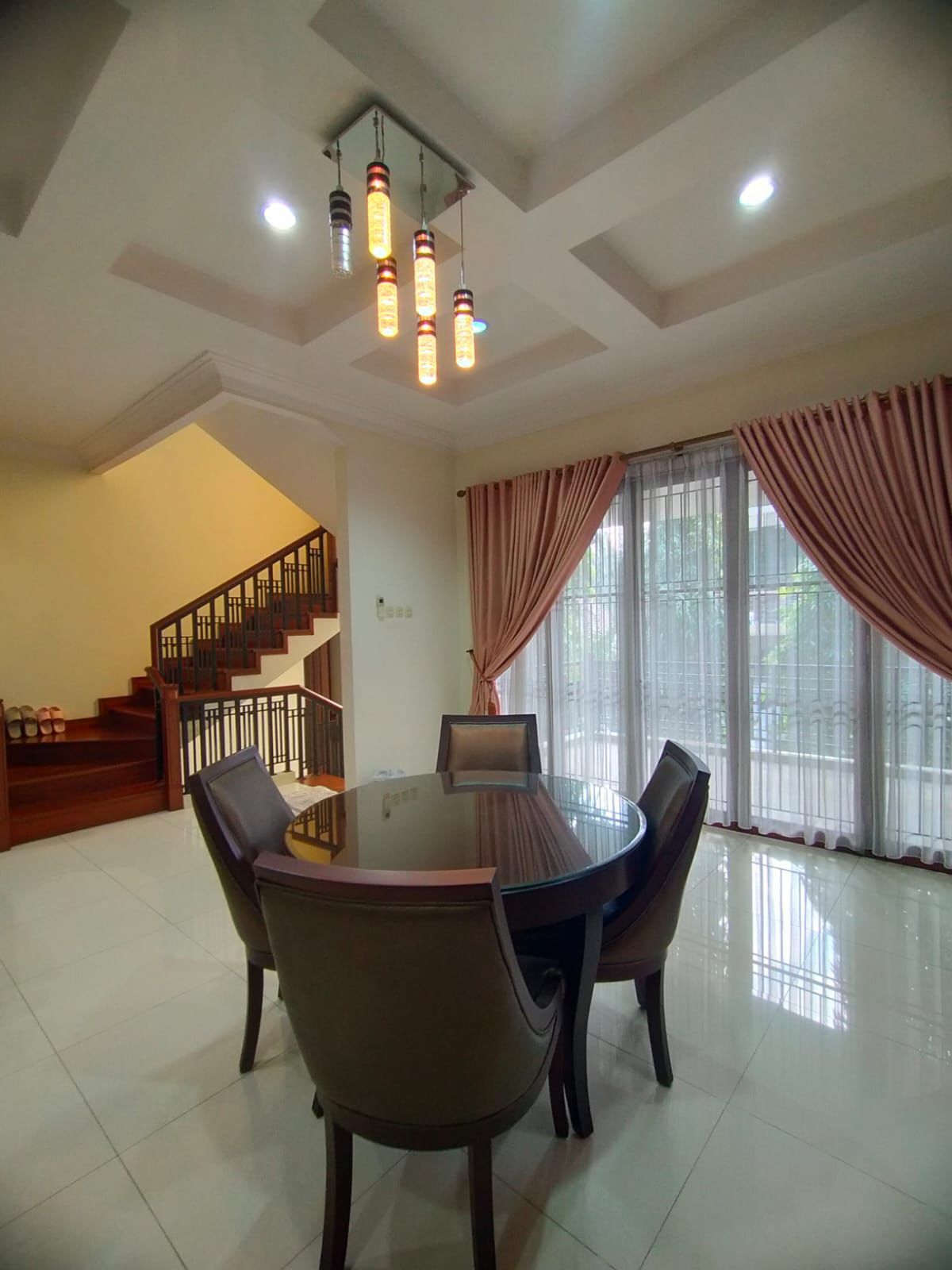 Sewa Rumah Mewah Gatot Subroto Residences Mampang Prapatan Jakarta Selatan ZM