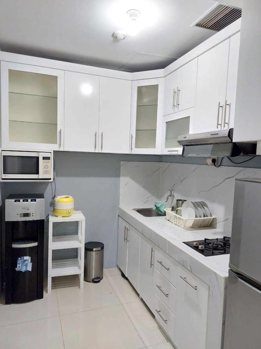 Disewakan 2 Kamar Tidur Cosmo Mansion Jakarta Pusat - Foto 3