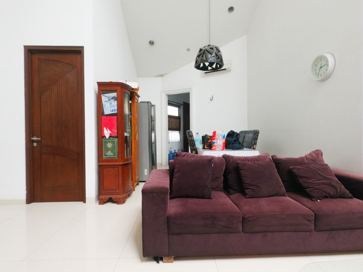 Dijual Rumah Luas 265 m² di Villa Gunung Lestari, mepet stasiun - Foto 6