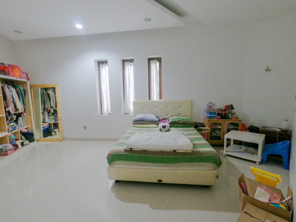 Dijual Rumah Luas 265 m² di Villa Gunung Lestari, mepet stasiun - Foto 8