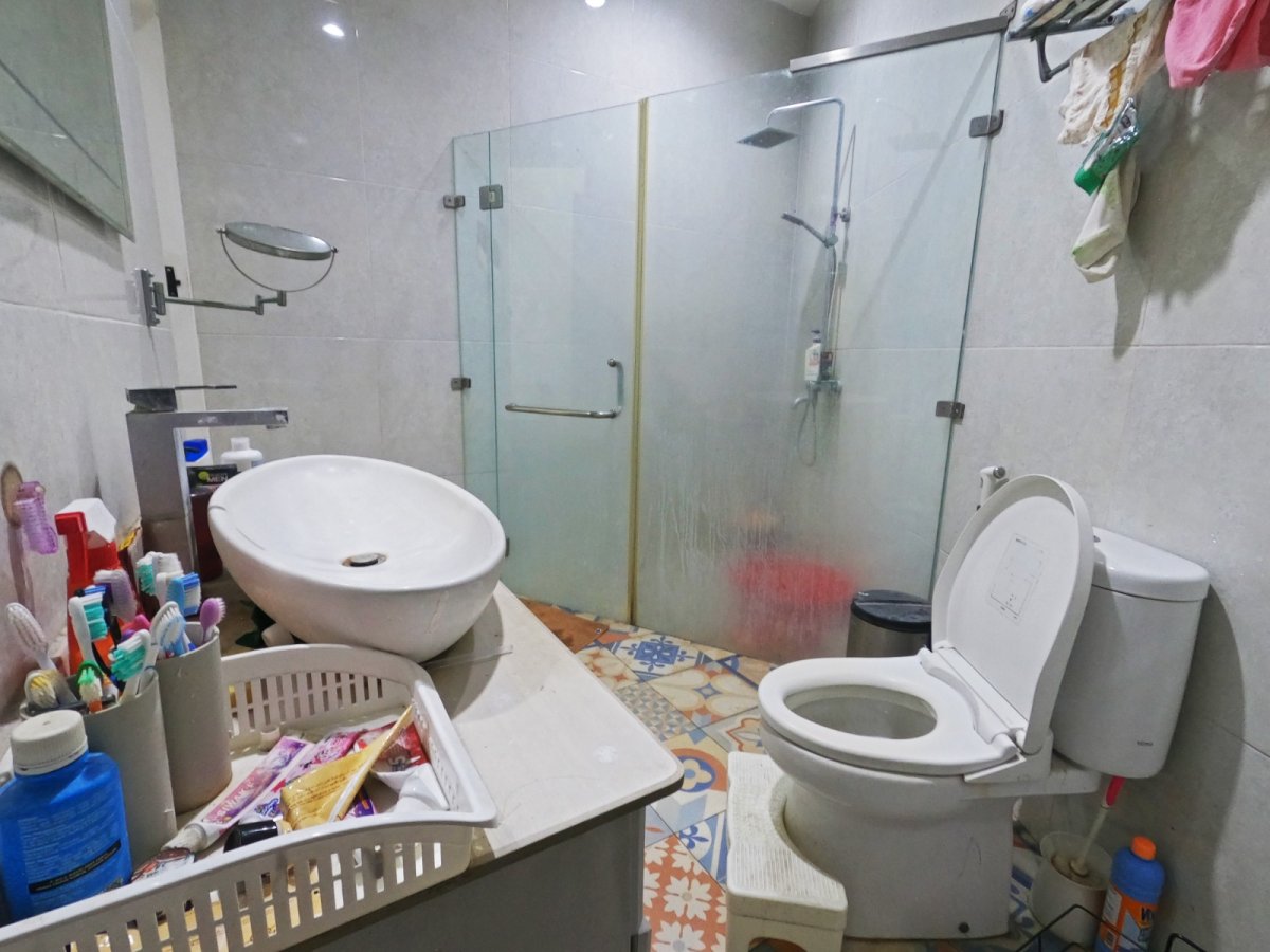 Dijual Rumah Luas 265 m² di Villa Gunung Lestari, mepet stasiun - Foto 11