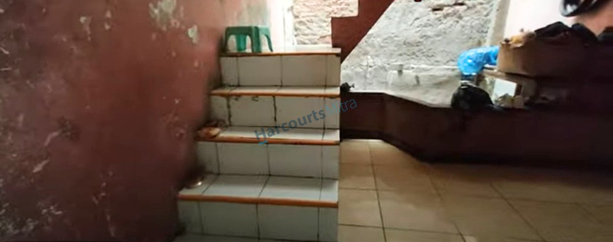 RUMAH MURAH, LOKASI STRATEGIS BEBAS BANJIR ADA GUDANG DI SUKARAYA KARANG BAHAGIA