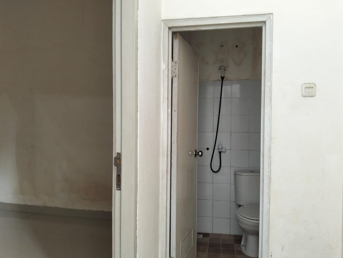 Dijual Rumah Minimalis 1 Lantai di Perumahan Serpong Garden 2, Cisauk - Foto 8