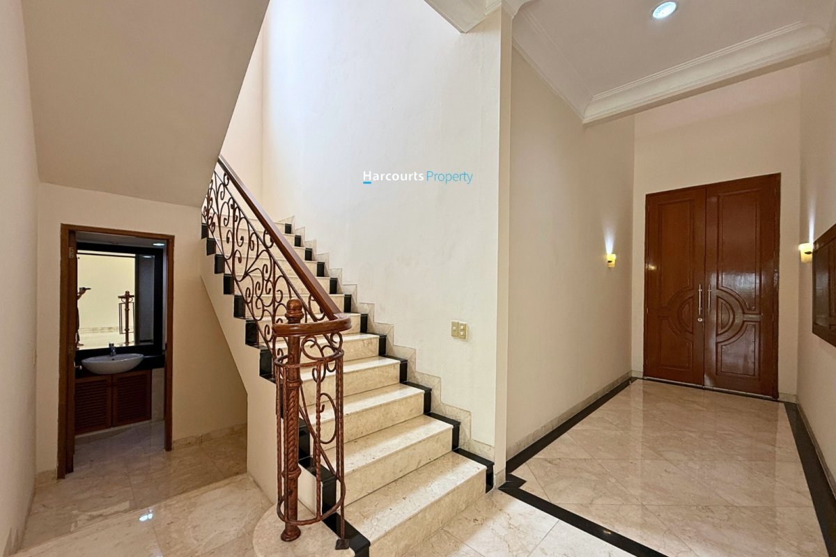 Disewakan Rumah Mediteranean  Modern Lingkungan Tenang Lokasi Strategis di Kemang - Foto 7