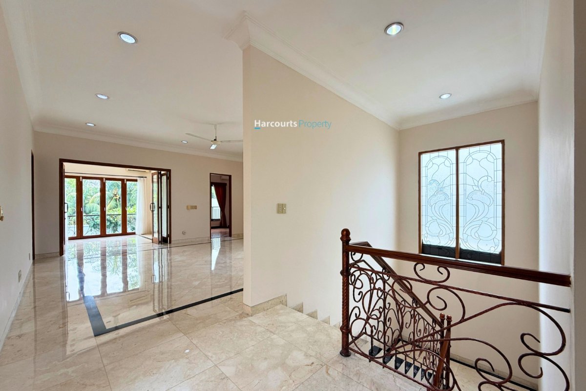 Disewakan Rumah Mediteranean  Modern Lingkungan Tenang Lokasi Strategis di Kemang - Foto 8