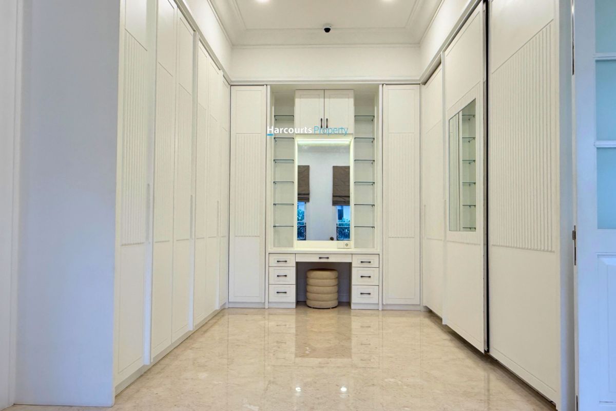 Dijual Rumah Brand New Berkonsep American Classic Full Furnished di Kemang - Foto 9