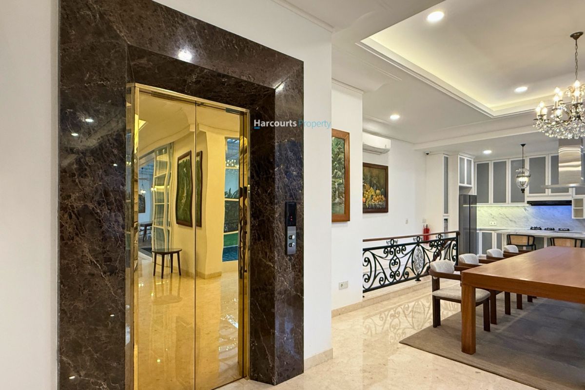 Dijual Rumah Brand New Berkonsep American Classic Full Furnished di Kemang - Foto 11