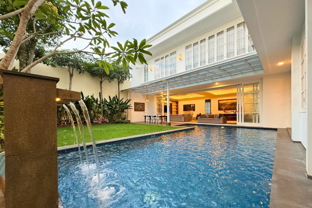 Dijual Rumah Brand New Berkonsep American Classic Full Furnished di Kemang - Foto 14