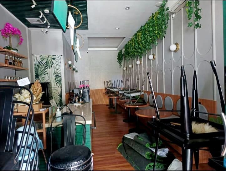 Sewa Ruko Hadap Boulevard Jalan Raya Green Lake City Jakarta Barat GN - Foto 2