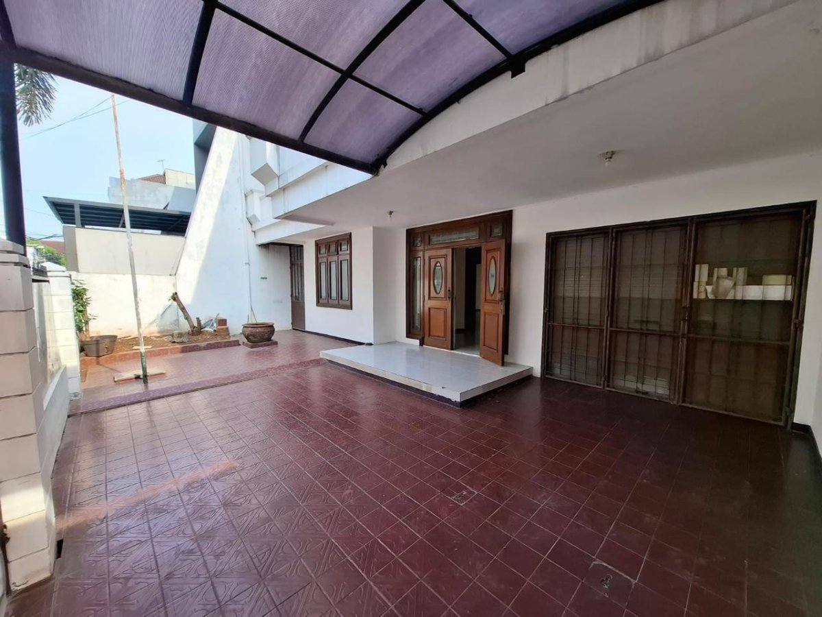 Dijual Rumah Lokasi Janur Elok, Kelapa Gading - Jakarta Utara