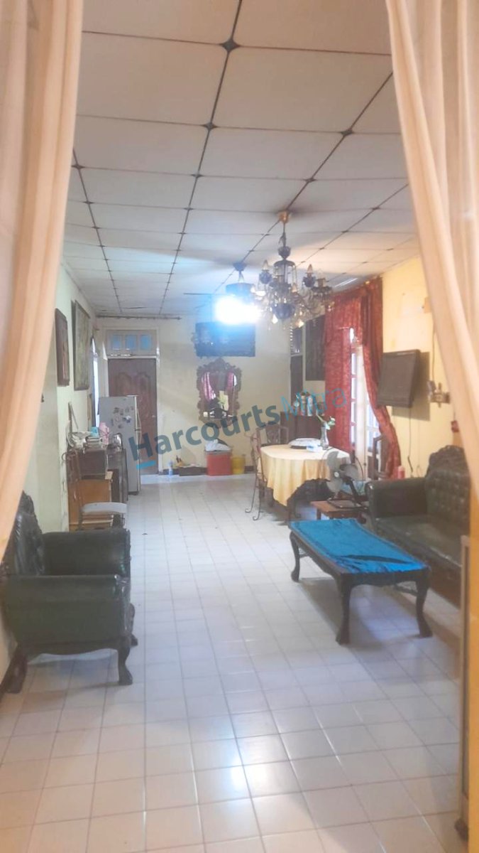 RUMAH SIAP HUNI, BEBAS BANJIR, LOKASI STRATEGIS DI HJ. BASYAR JATIWARINGIN DEKAT BANDARA HALIM, DAN WOOSH - Foto 2