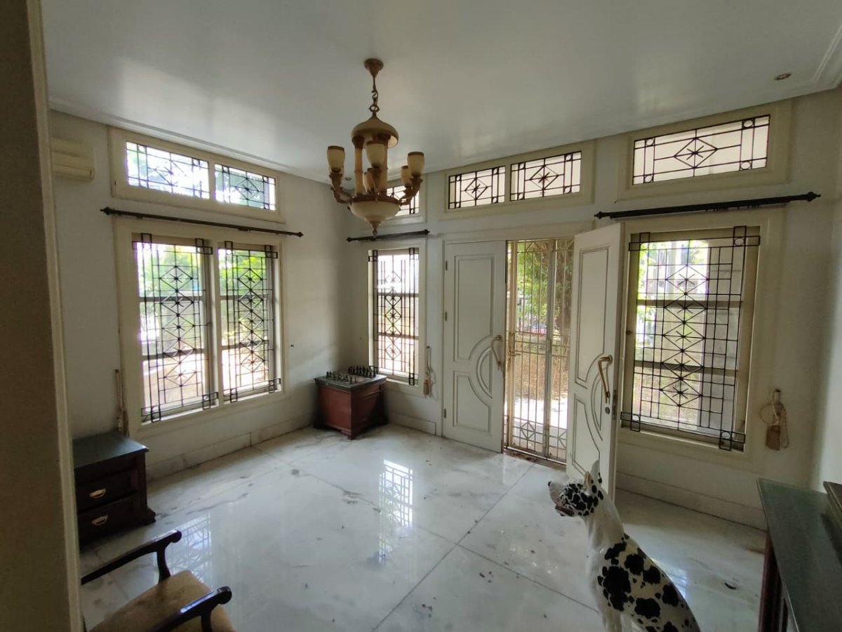 Dijual rumah di Jl. Manyar Kertoarjo - Surabaya - Foto 7