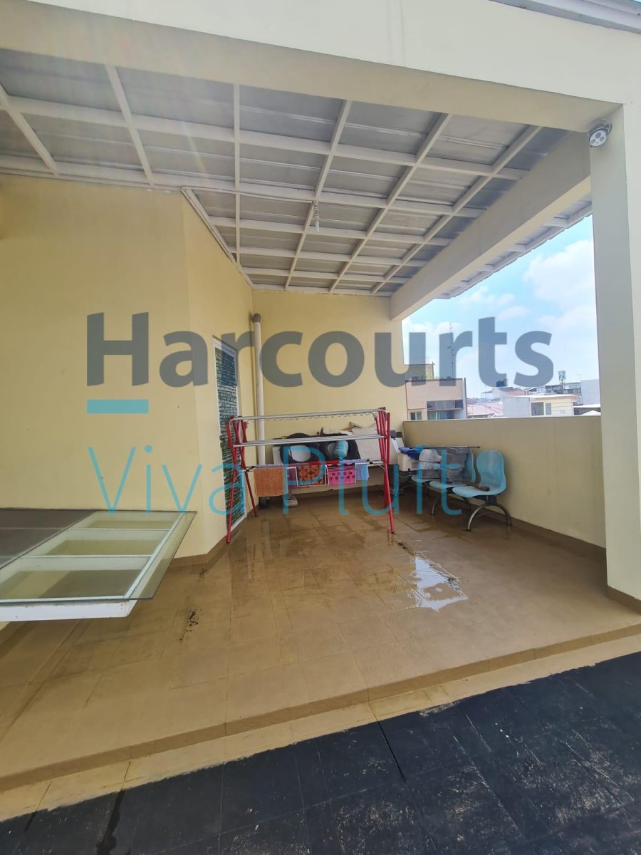 Dijual! Rumah Hook 3,5 Lantai – Malibu City Resort, Cengkareng - Foto 5