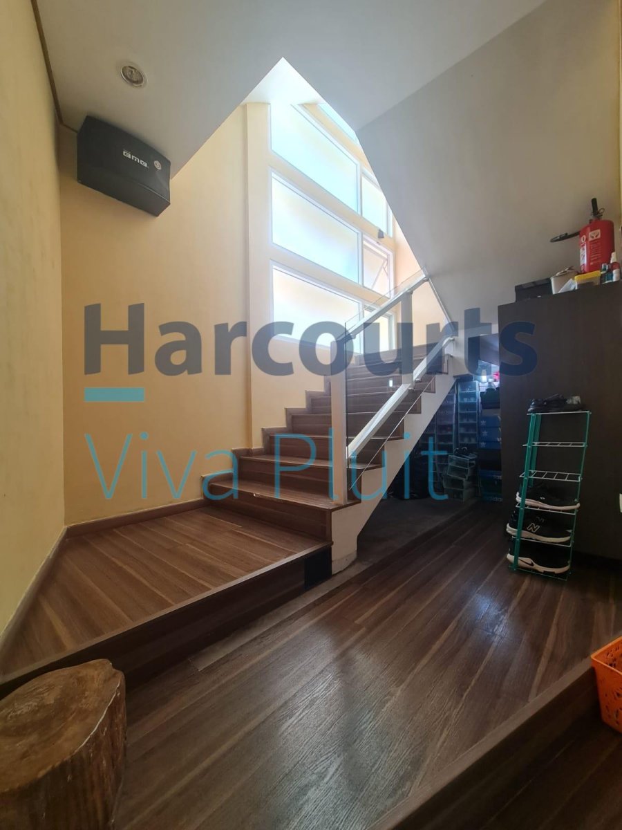 Dijual! Rumah Hook 3,5 Lantai – Malibu City Resort, Cengkareng - Foto 11
