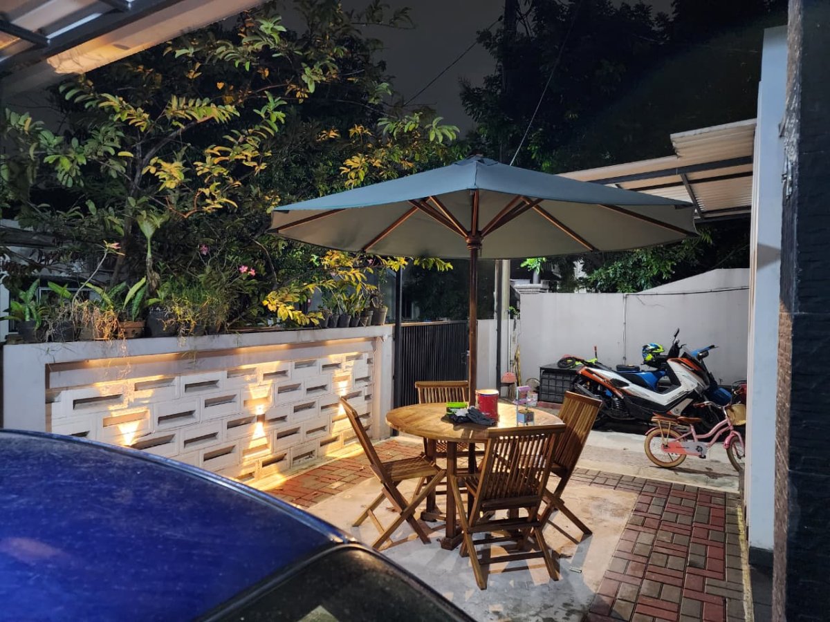Rumah lebar 11 m, huk, tidak banjir, Duta Bintaro - Foto 4