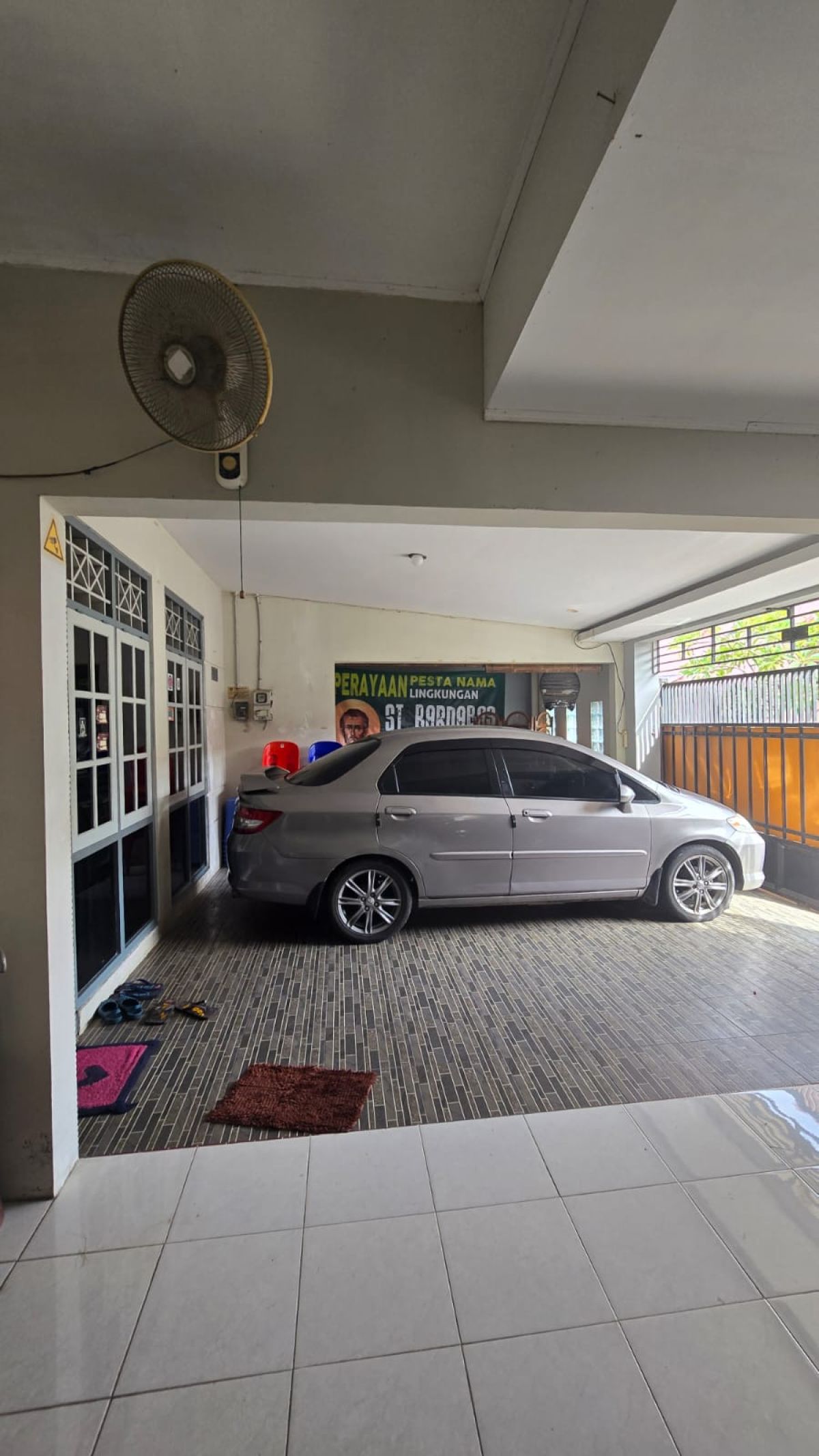 Rumah siap huni di kawasan elite Solo Baru Solo - Foto 5