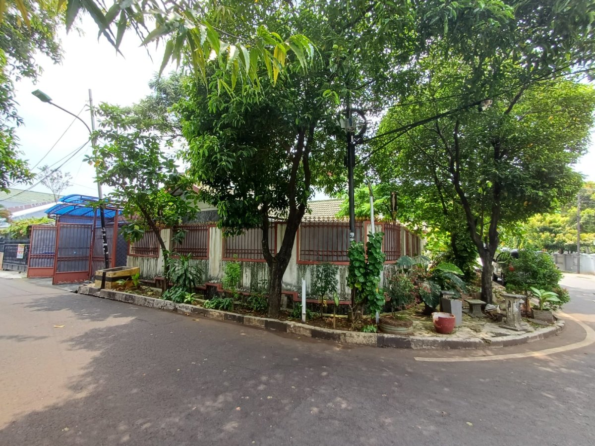 Dijual Rumah Di Jalan Kayu Putih Utara, Jakarta Timur