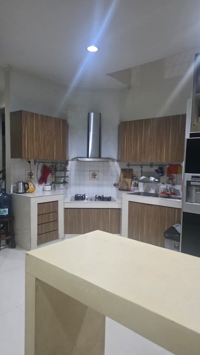 Dijual Rumah Berlokasi di Gading Kirana, Kelapa Gading - Jakarta Utara - Foto 5