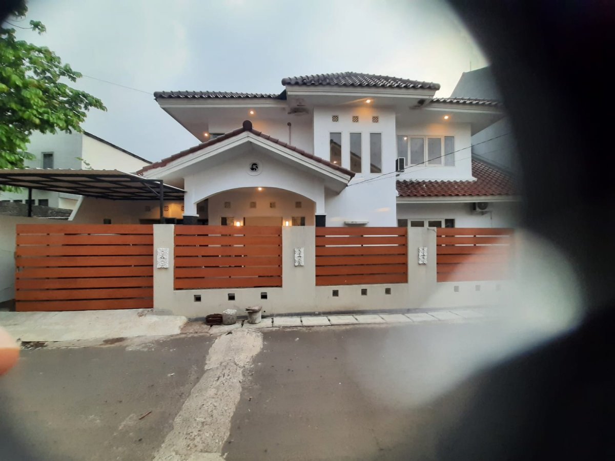 Disewakan Rumah di Jl Ismaya Cinere Depok Jawa Barat - Foto 6