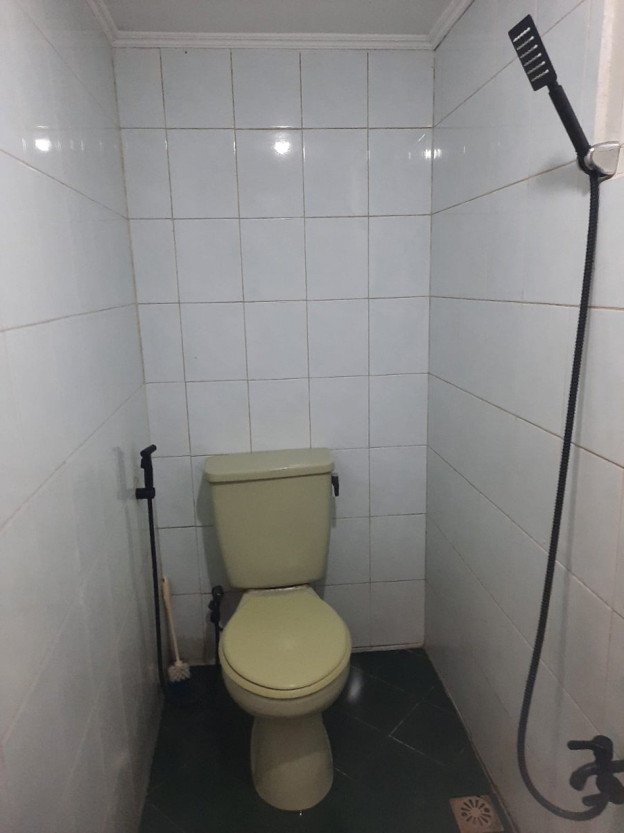 Disewakan Rumah di Jl Ismaya Cinere Depok Jawa Barat - Foto 8