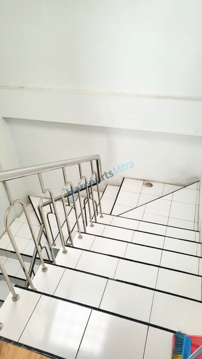 RUKO SIAP HUNI, LOKASI STRATEGIS, BEBAS BANJIR DI JATIWARINGIN - Foto 2