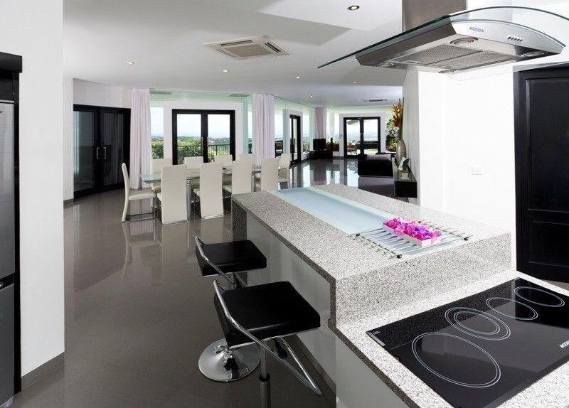 Exceptional Cliff Villa with 270° Unobstructed Views - Foto 4