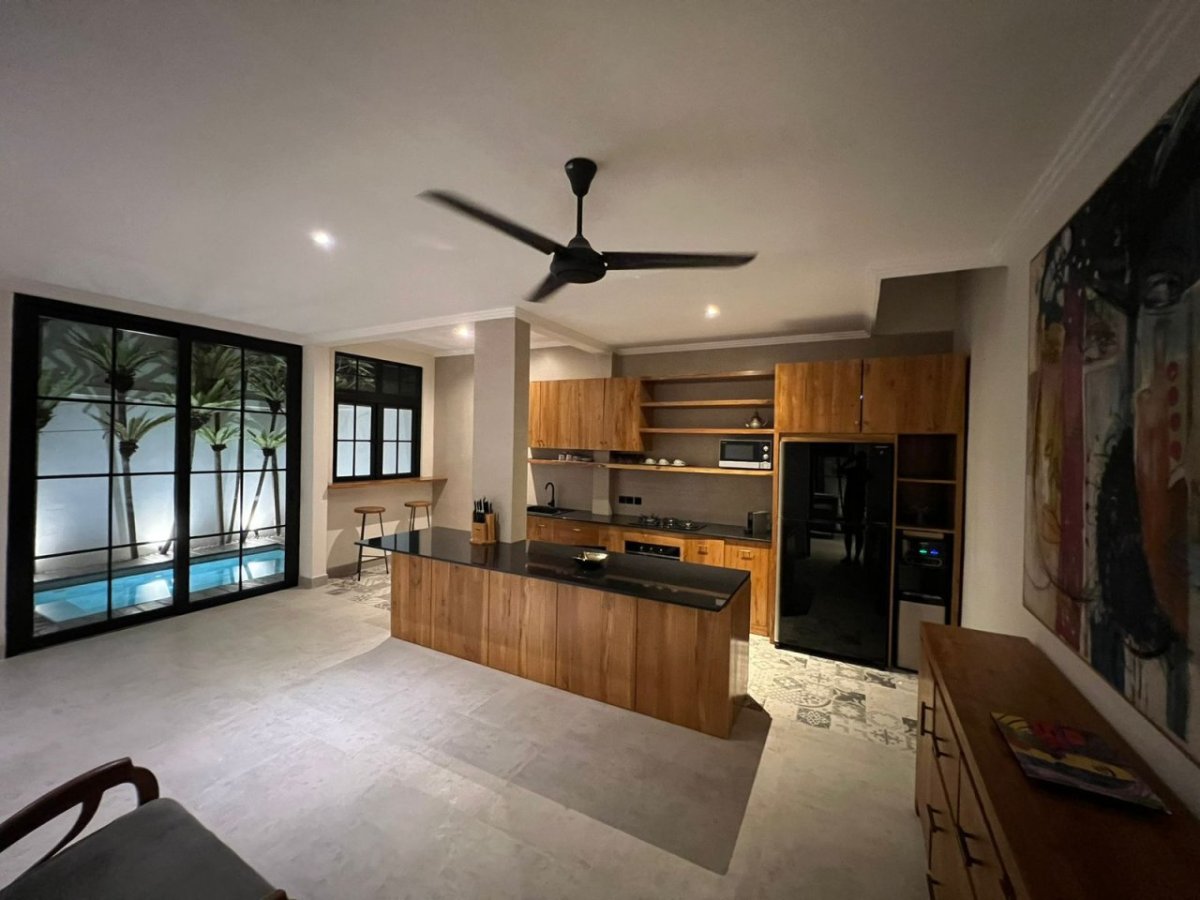3-Bed Townhouse with Private Jacuzzi Pool – Seminyak Area - Foto 6