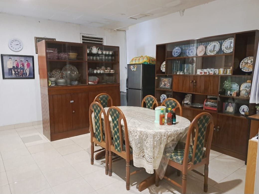 Jual Rumah Semi Renovasi di Tomang Grogol Petamburan Jakarta Barat ID - Foto 5