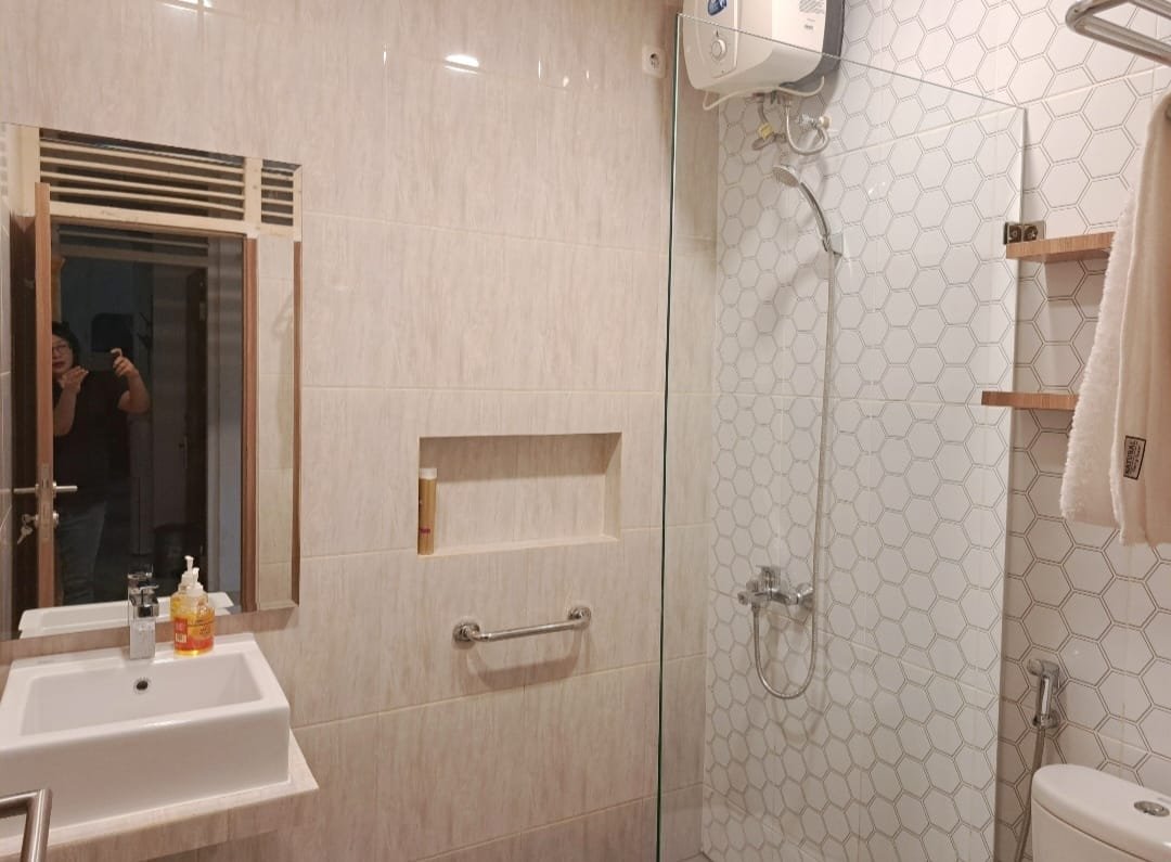 Jual Rumah Semi Renovasi di Tomang Grogol Petamburan Jakarta Barat ID - Foto 6