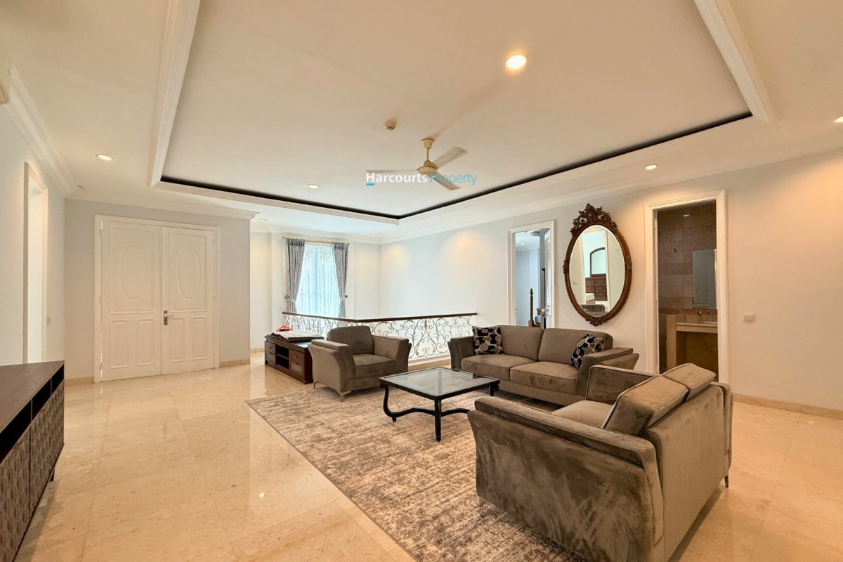 Disewakan Rumah Modern Mediteranean Full Furnished kawasan Elite Pondok Indah - Foto 7
