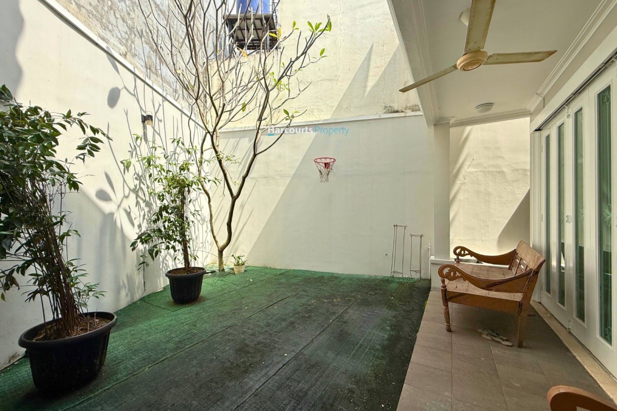 Disewakan Rumah Modern Mediteranean Full Furnished kawasan Elite Pondok Indah - Foto 14