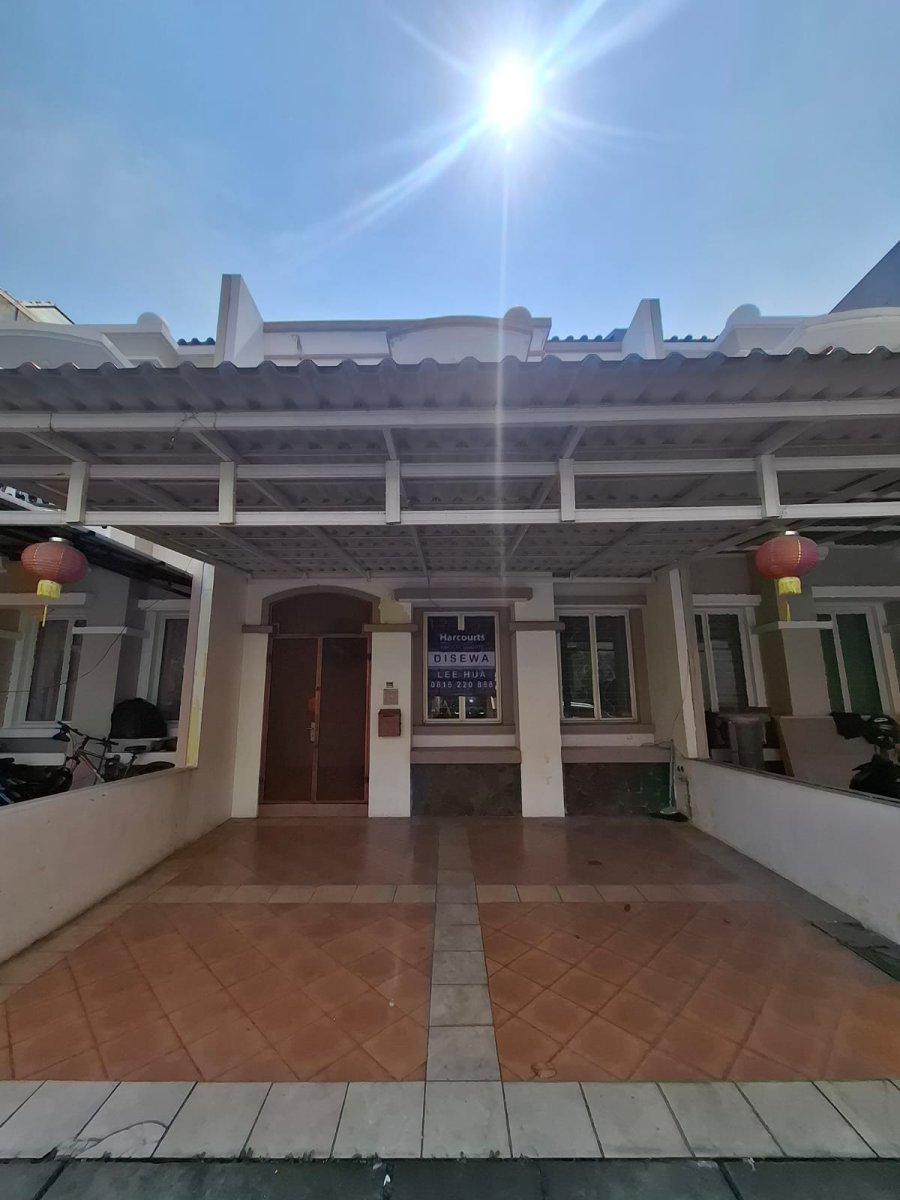Disewakan Rumah Bukit Gading Mediterania, Kelapa Gading - Jakarta Utara