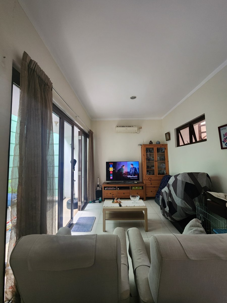 Dijual rumah di kawasan Discovery Residence dekat RSPI Bintaro Tangsel (TN) - Foto 10