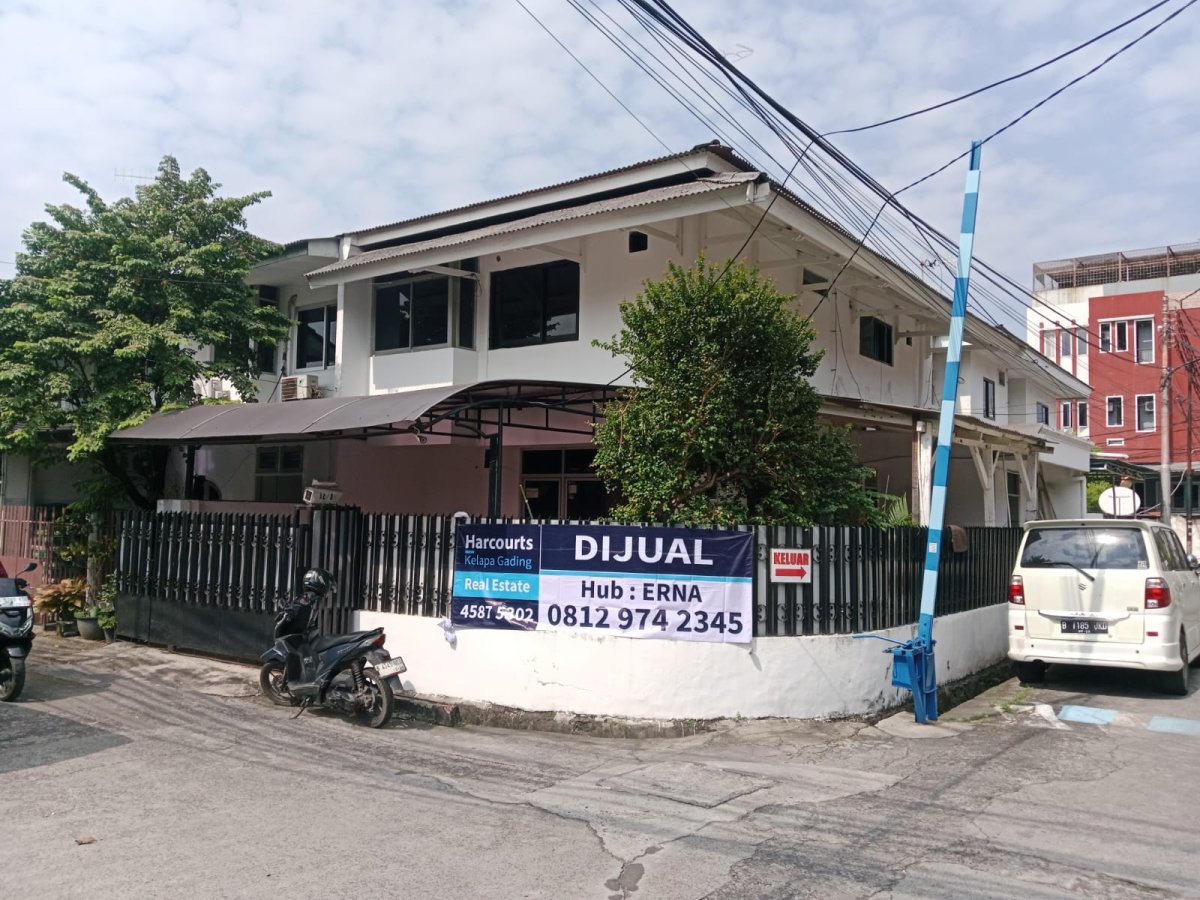 Dijual CEPAT Rumah Di Permata Biru I, Kelapa Gading - Jakarta Utara