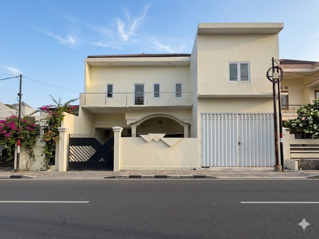 Lelang Rumah Bagus Kawasan Elite Darmo Permai Utara Surabaya