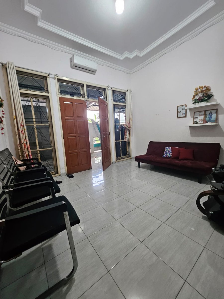 Rumah Bagus 2 lantai di Triyagan, Mojolaban, Sukoharjo - Foto 3