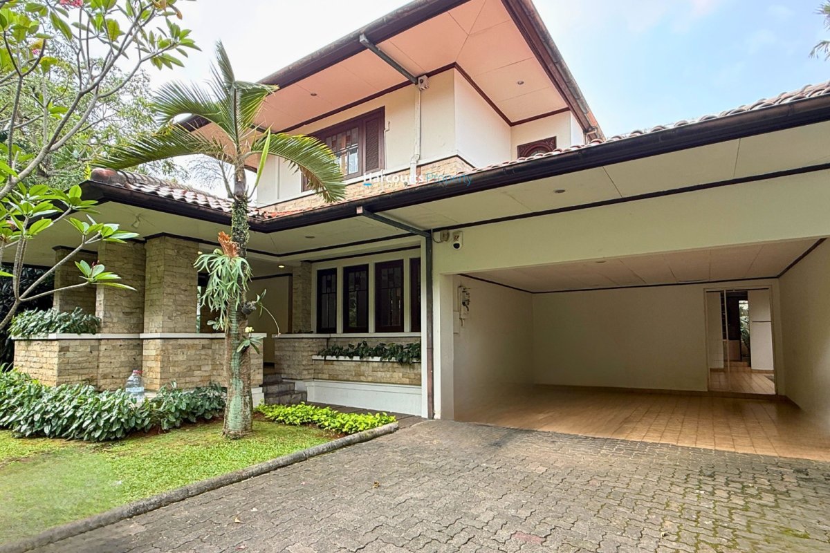 Disewakan Rumah Dalam Compund One Gate system di Lebak Bulus