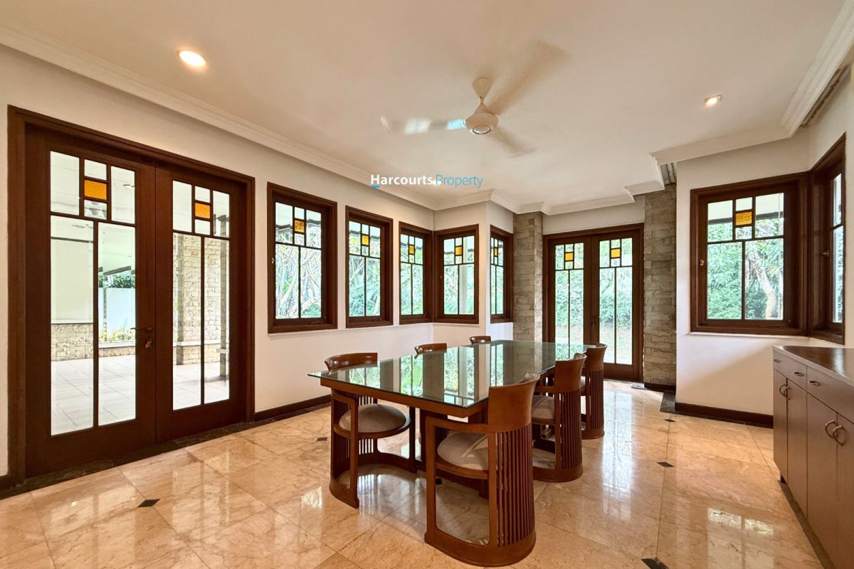 Disewakan Rumah Dalam Compund One Gate system di Lebak Bulus - Foto 9