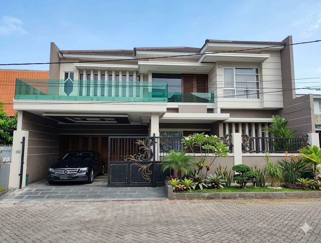 Lelang Rumah Mewah @Strategis di Kebonsari Elveka Surabaya
