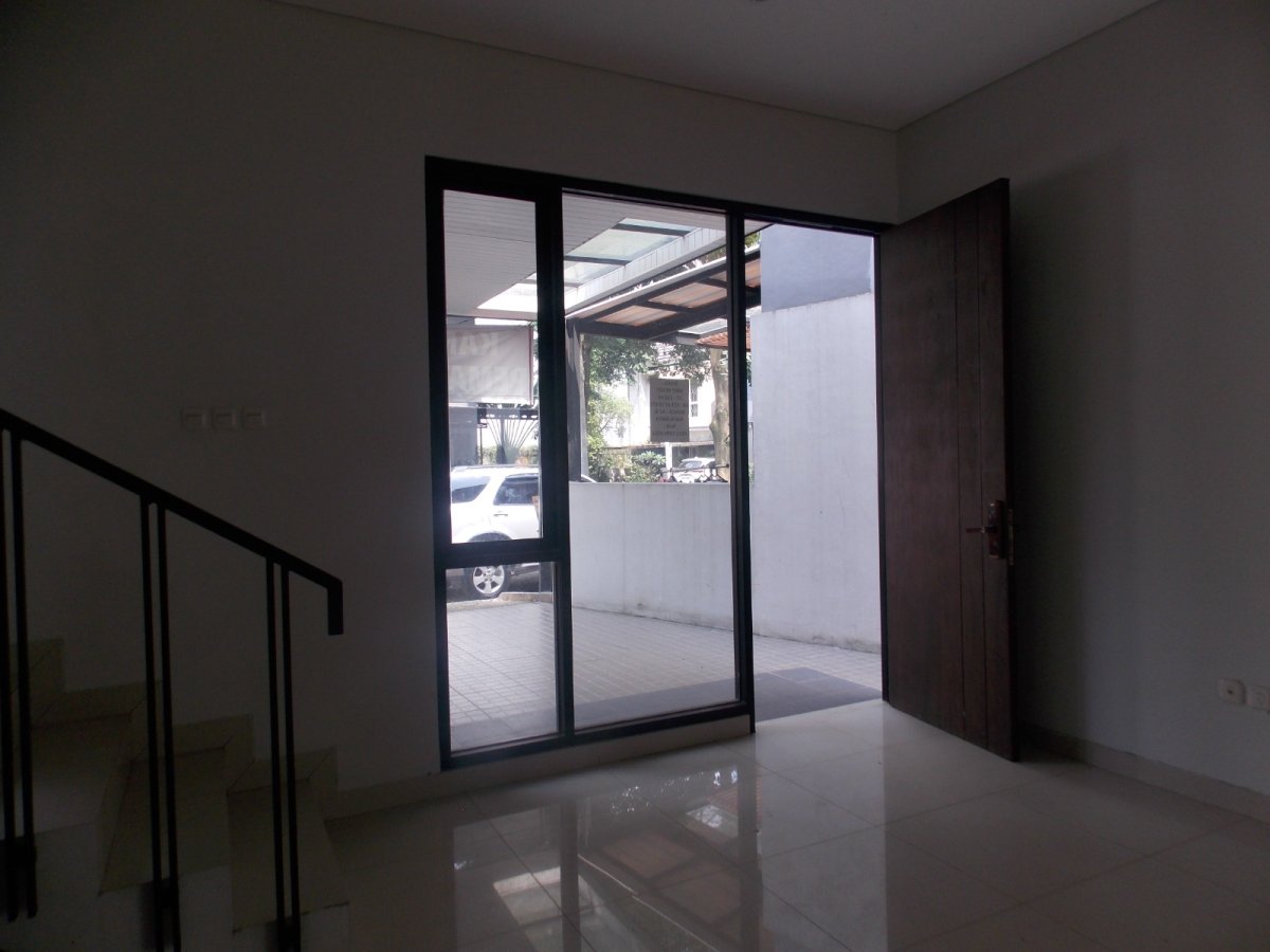 rumah cantik minimalis siap masuk di daerah Pondok Cabe , Pamulang - Foto 3