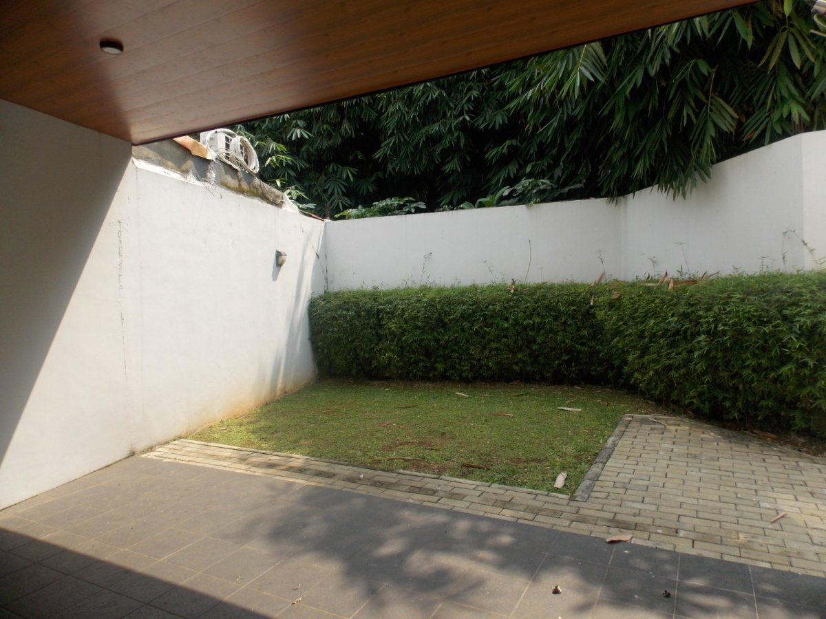 rumah cantik minimalis siap masuk di daerah Pondok Cabe , Pamulang - Foto 13