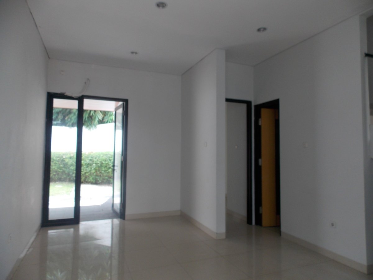 rumah cantik minimalis siap masuk di daerah Pondok Cabe , Pamulang