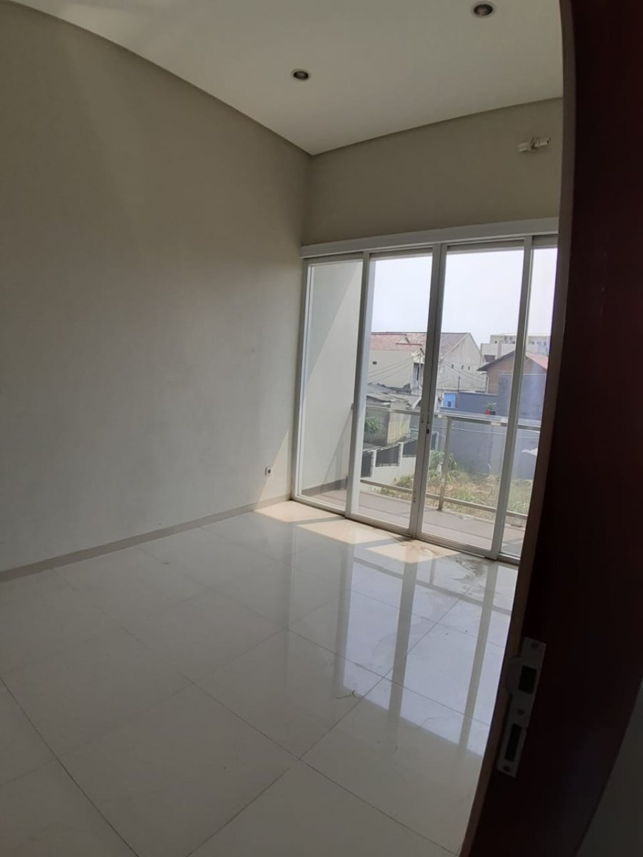 Rumah baru siap huni di Pondok Ranji Tangerang Selatan - Foto 6