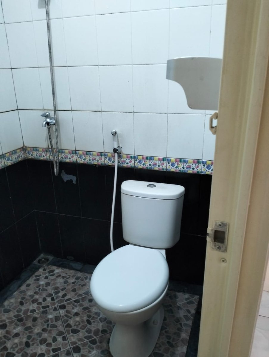 Dijual Rumah Terawat Desain Modern Bintaro Sektor 9 - Foto 3