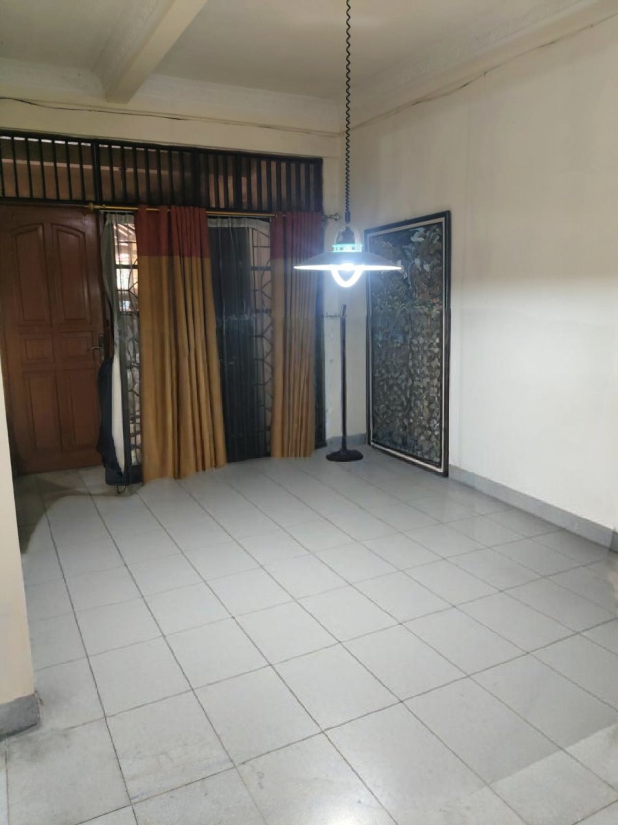 rumah jarang ada, lokasi oke di Bintaro sektor 3
