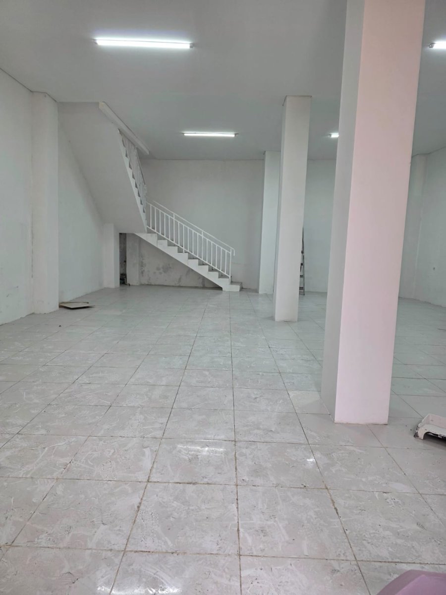 Ruko Gandeng bangunan baru dengan lingkungan yang ramai di Plumpang Raya, Jakarta Utara - Foto 3