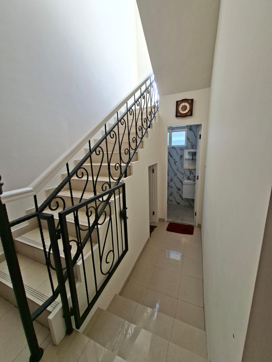 Dijual Rumah Hoek Mewah - Bukit Gading Mediterania (Kelapa Gading) - Foto 6