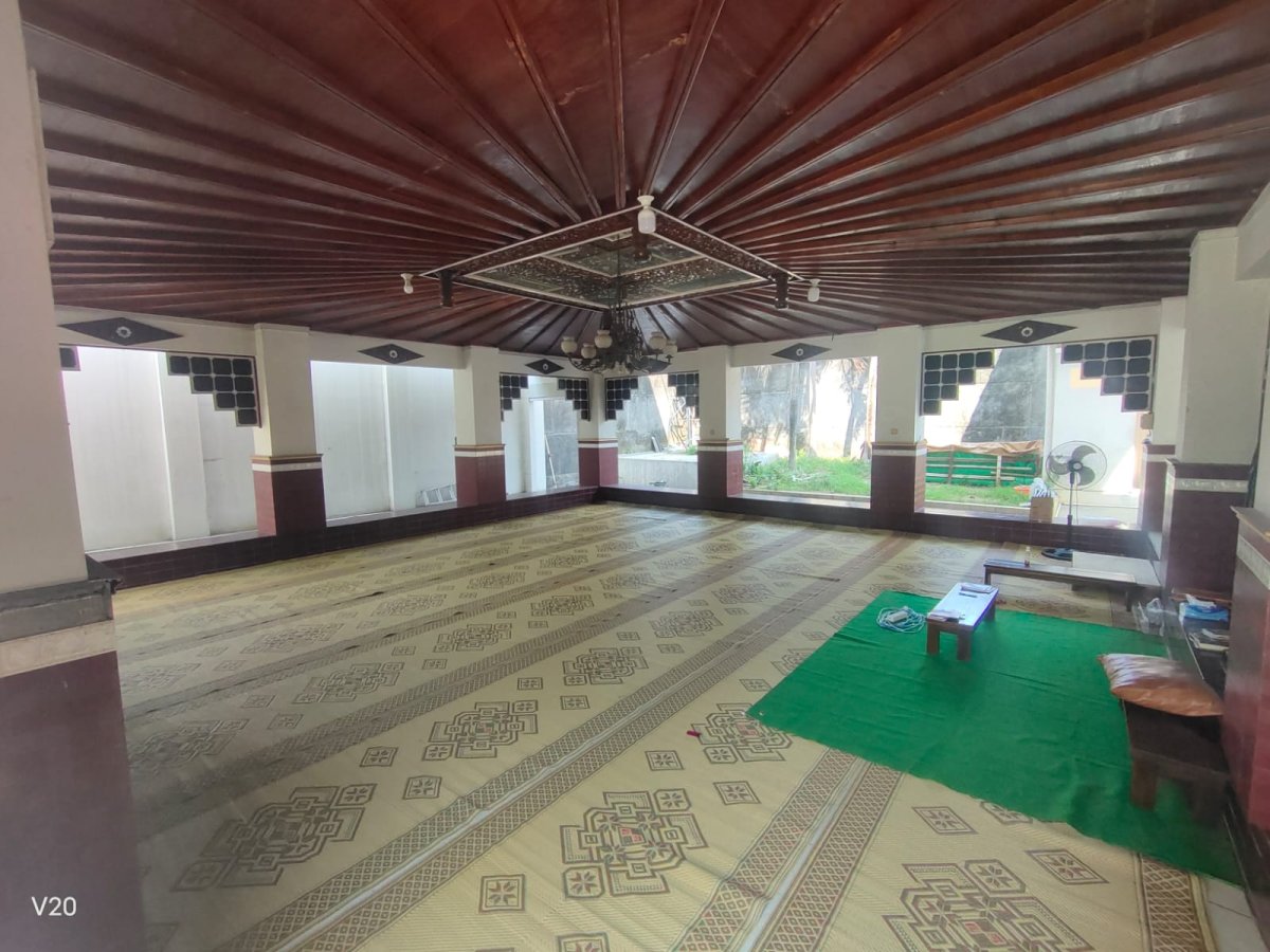 Rumah mewah siap huni tengah kota Solo - Foto 3