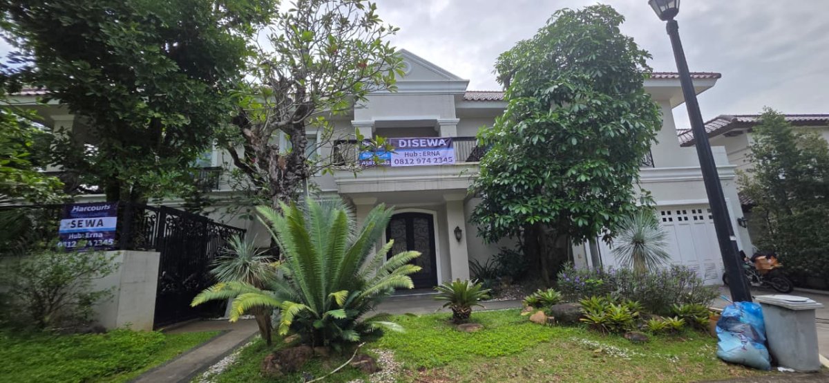 Disewakan Rumah Lokasi Gunung Mahkota, Lippo Karawaci